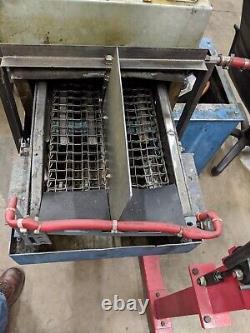 Manor conveyor parts washer and dryer