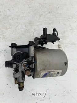 Wabco Air Dryer with Mounting Bracket 4324210320 Removed from 2003 Volvo VNL