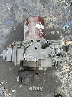K138266 0014465164 0014465564 10R058114 Déshydrateur d'air pièces de camion MERCEDES-BENZ